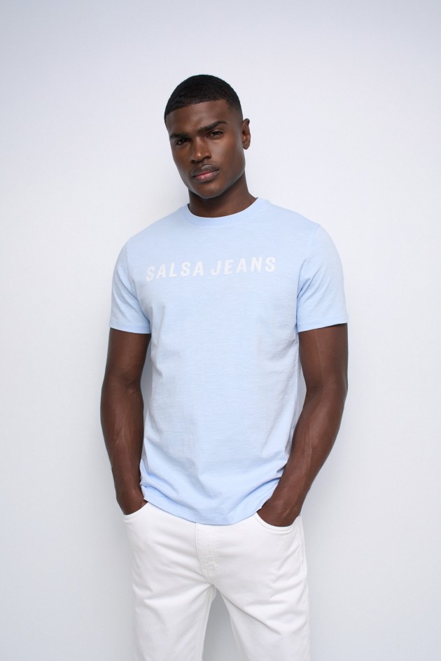 T-SHIRT WITH BRANDING