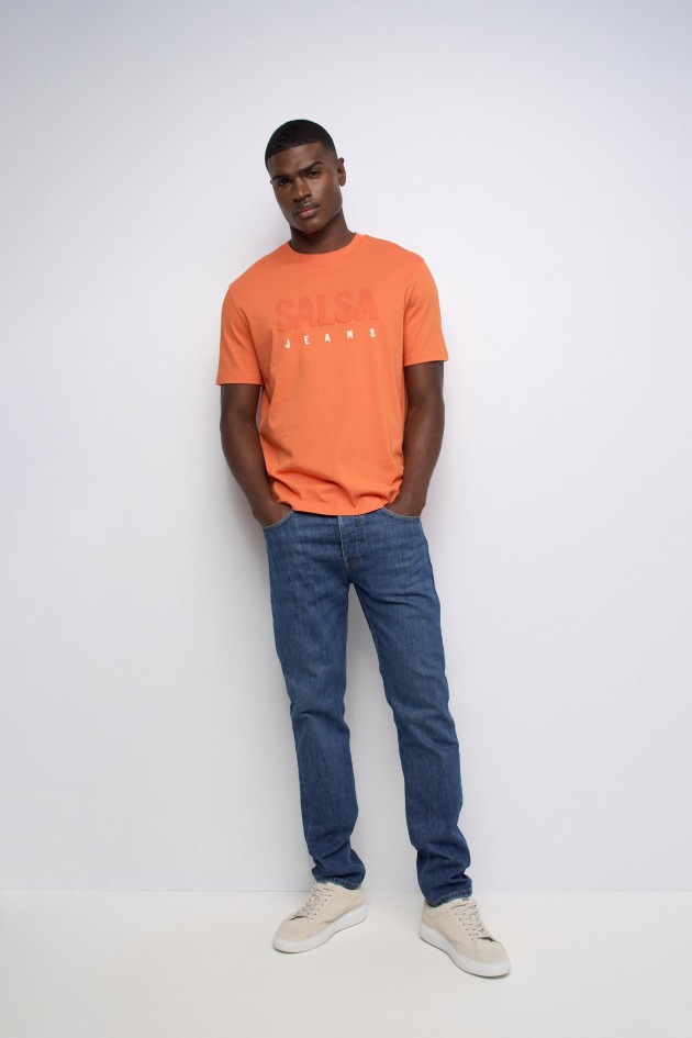 T-SHIRT COM BRANDING