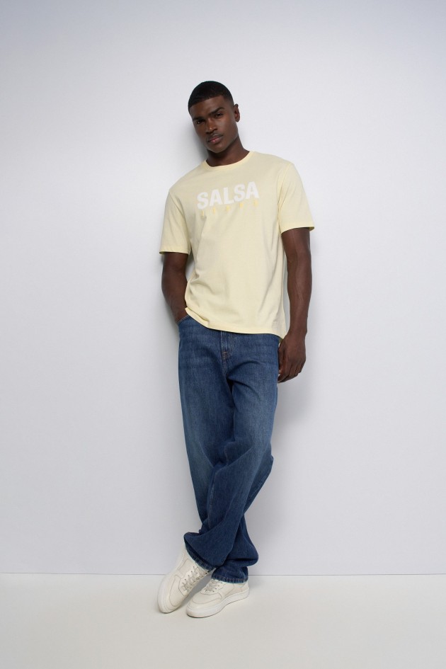 T-SHIRT COM BRANDING