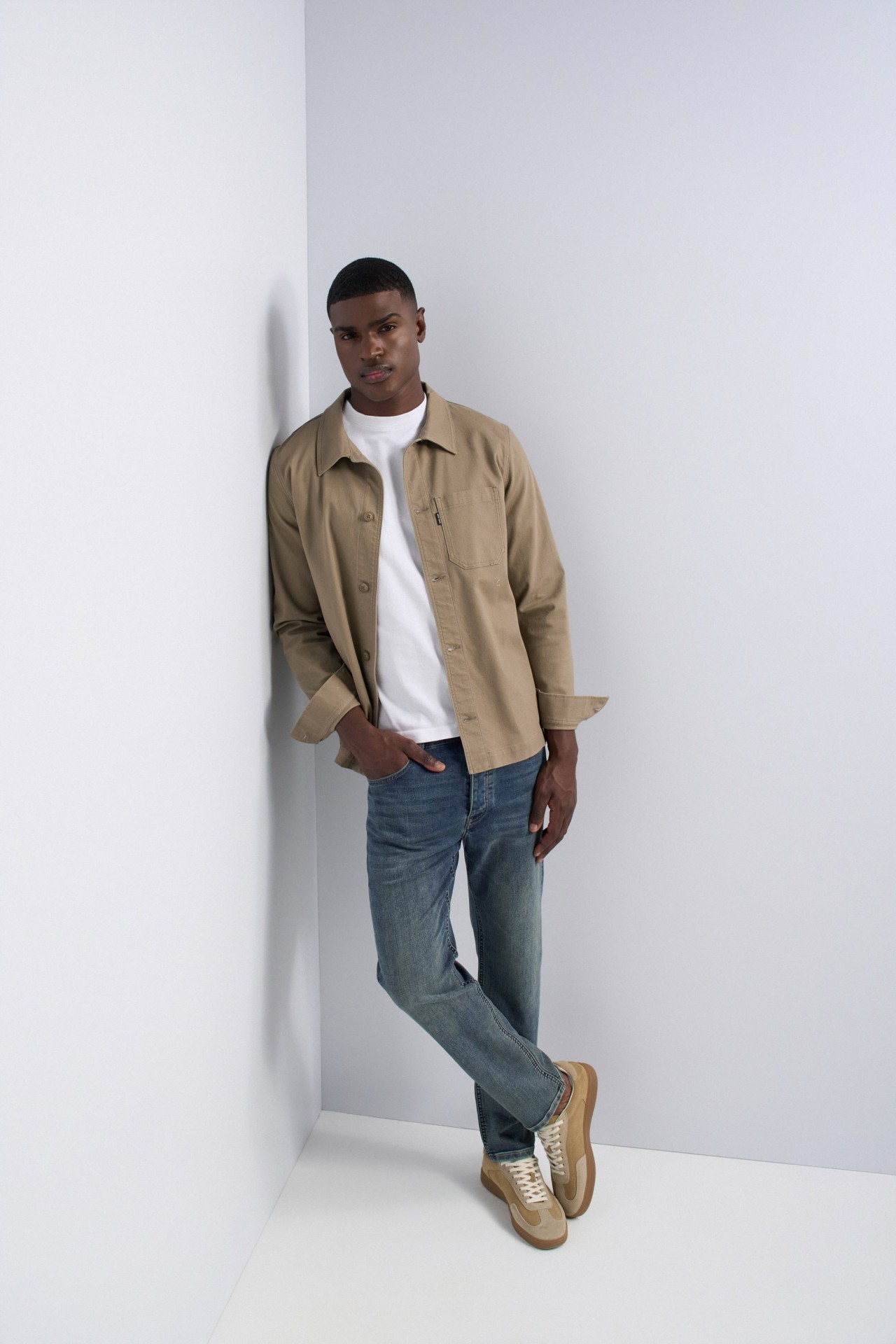 SLIM FIT JEANS