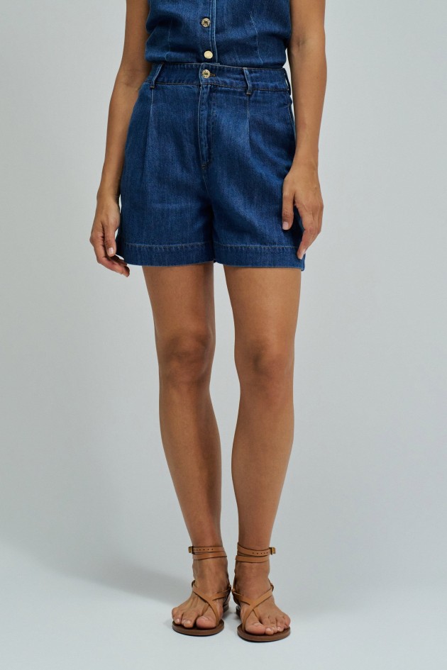 BAGGY DENIM SHORTS