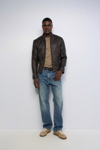 STRAIGHT FIT JEANS
