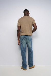 STRAIGHT FIT JEANS