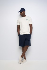 T-SHIRT CON BRANDING