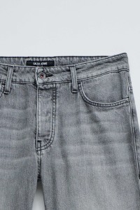 REGULAR FIT JEANS