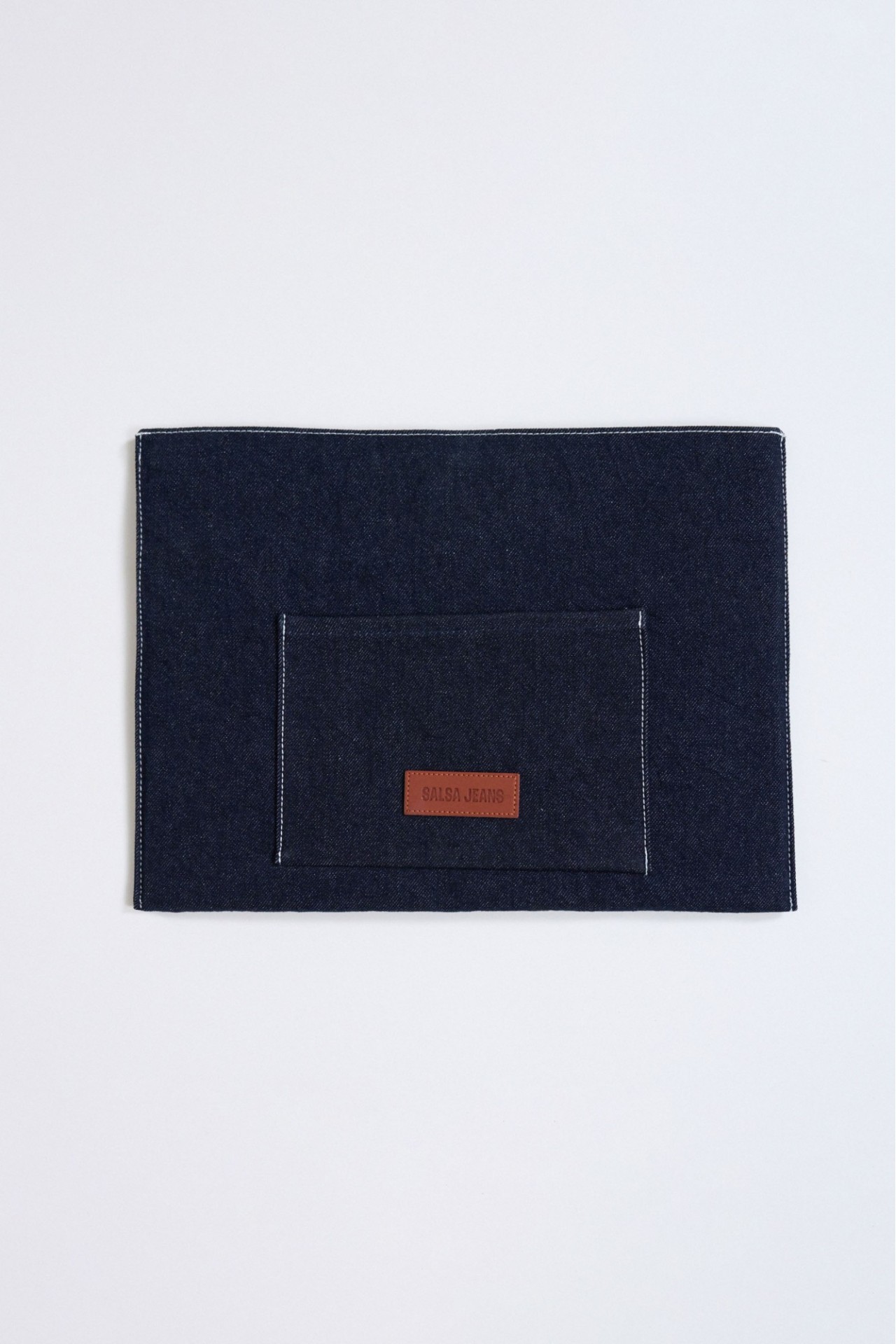 CAPA PARA PORT�TIL