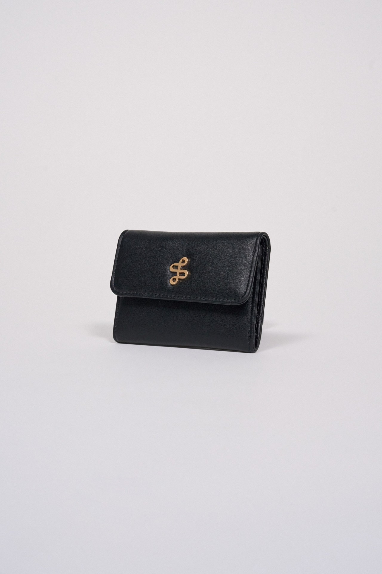 LEATHER-EFFECT WALLET