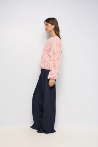 BLUSA CON VOLANTES