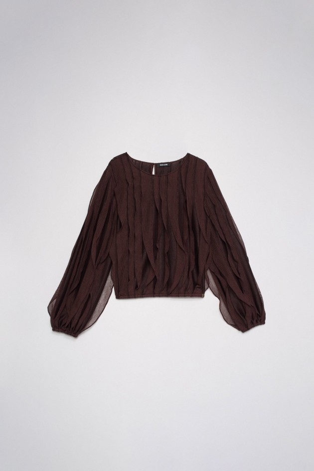 BLUSA CON VOLANTES