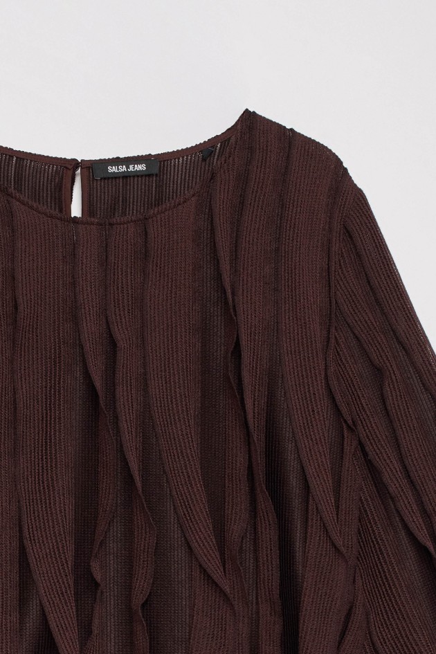 BLUSA CON VOLANTES