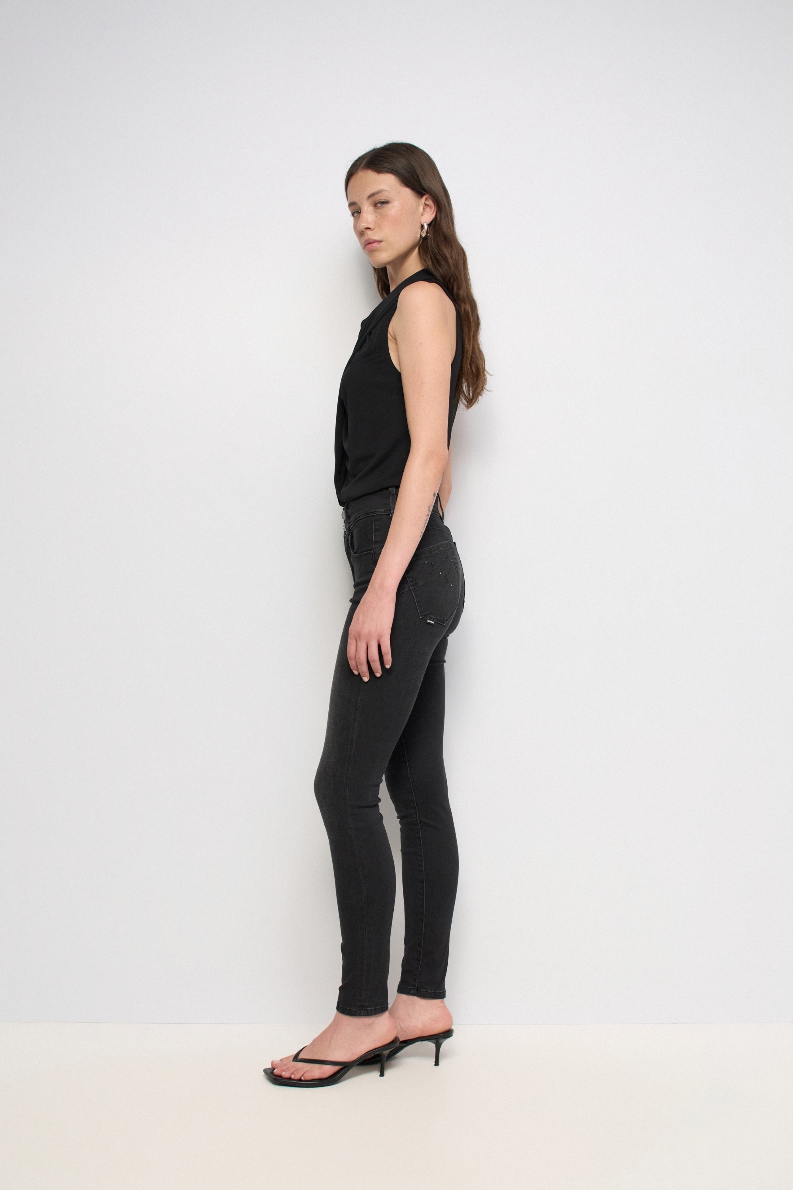JEAN SECRET PUSH IN SKINNY