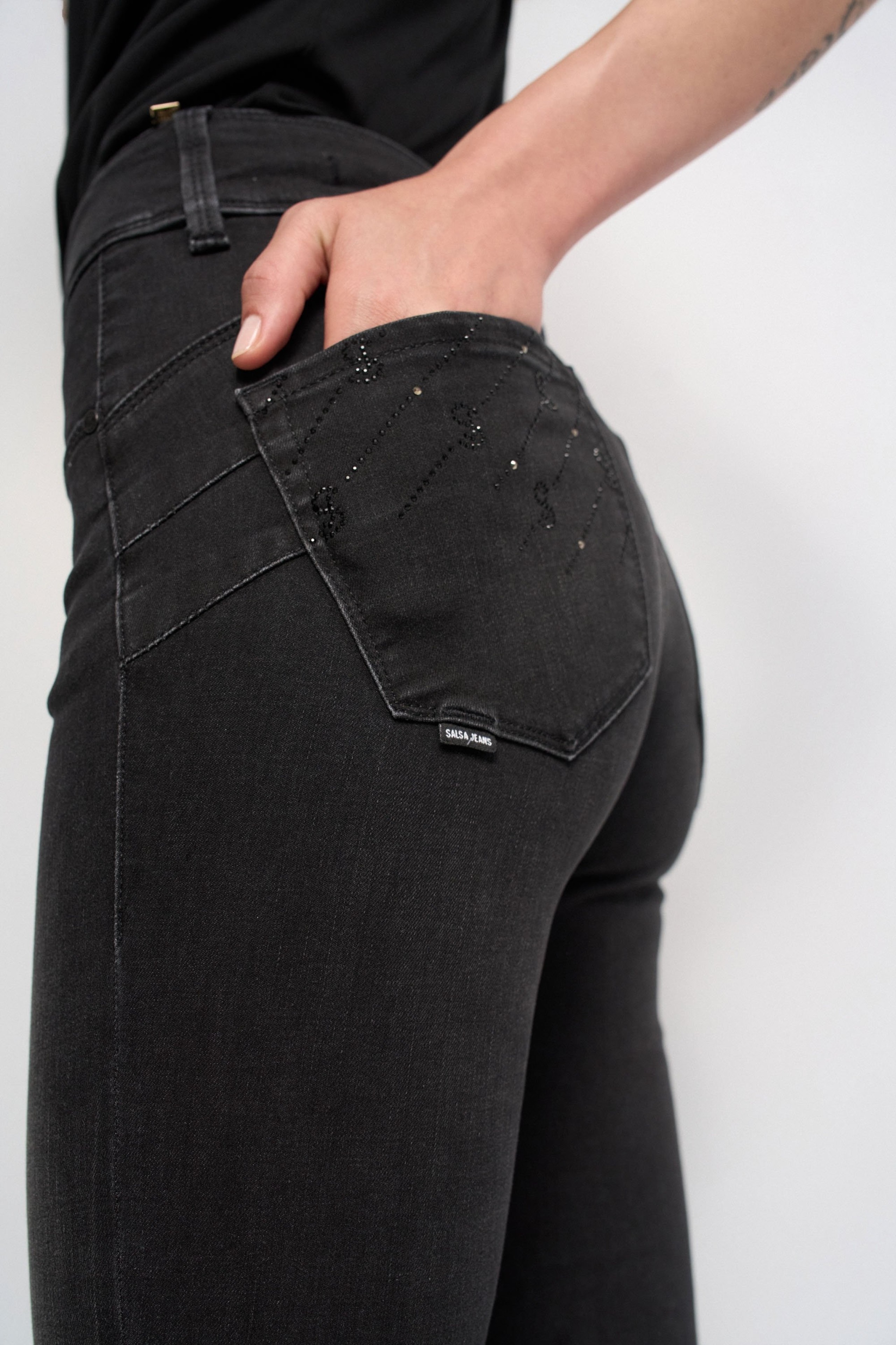 JEAN SECRET PUSH IN SKINNY