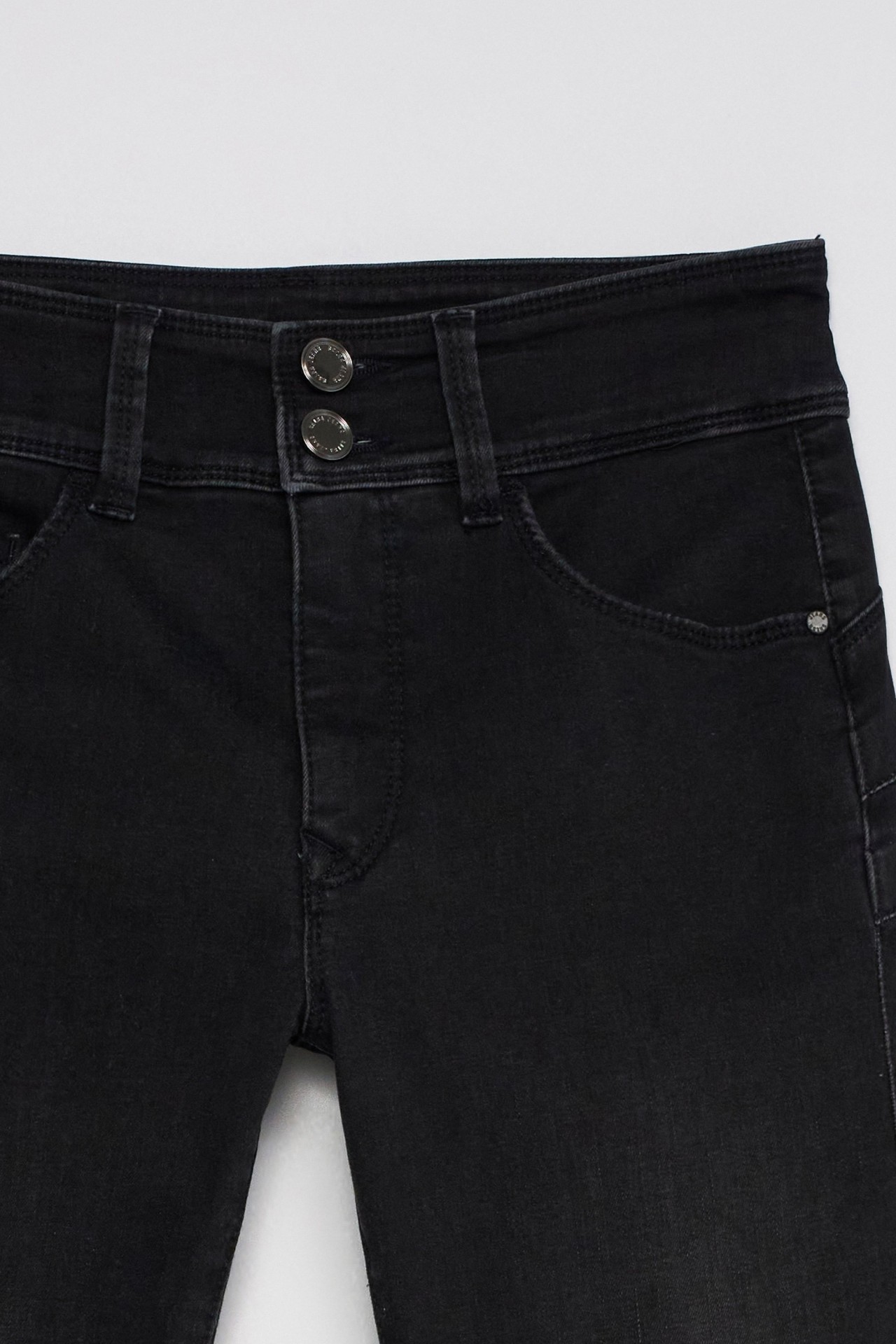 JEAN SECRET PUSH IN SKINNY
