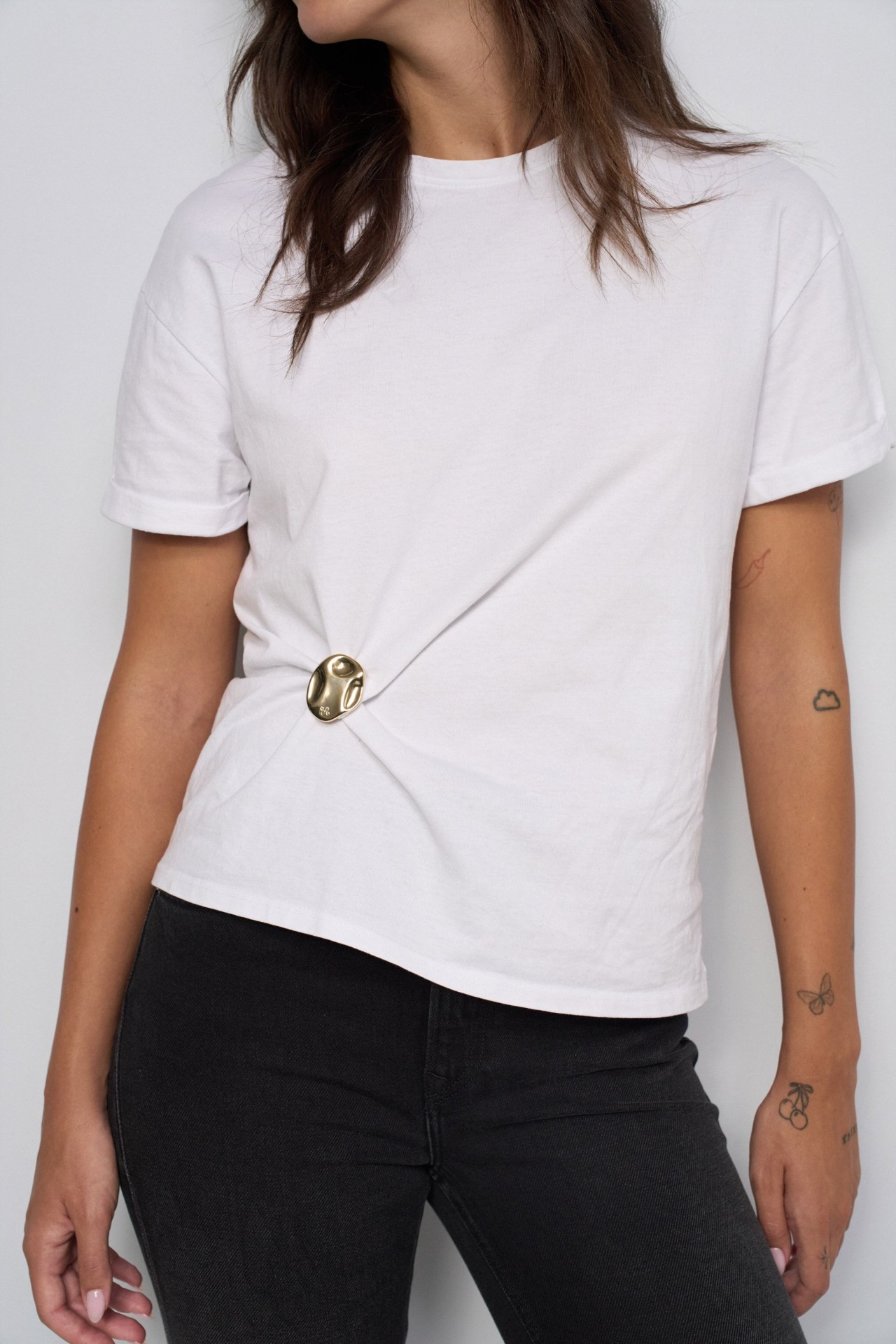 BROCHE ASSIM�TRICO
