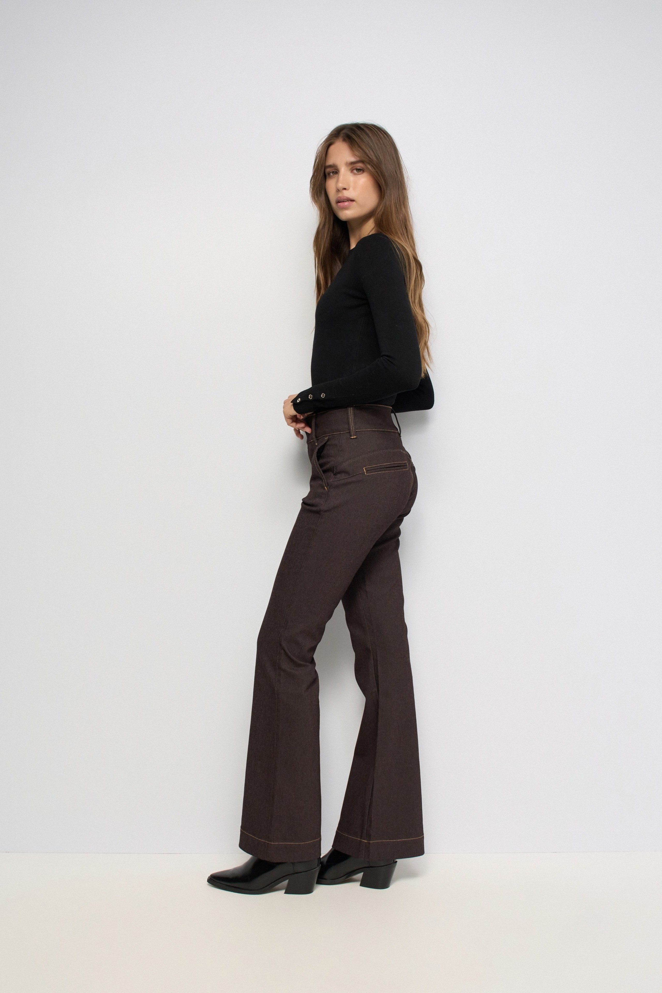 SECRET CHINO PUSH IN FLARE