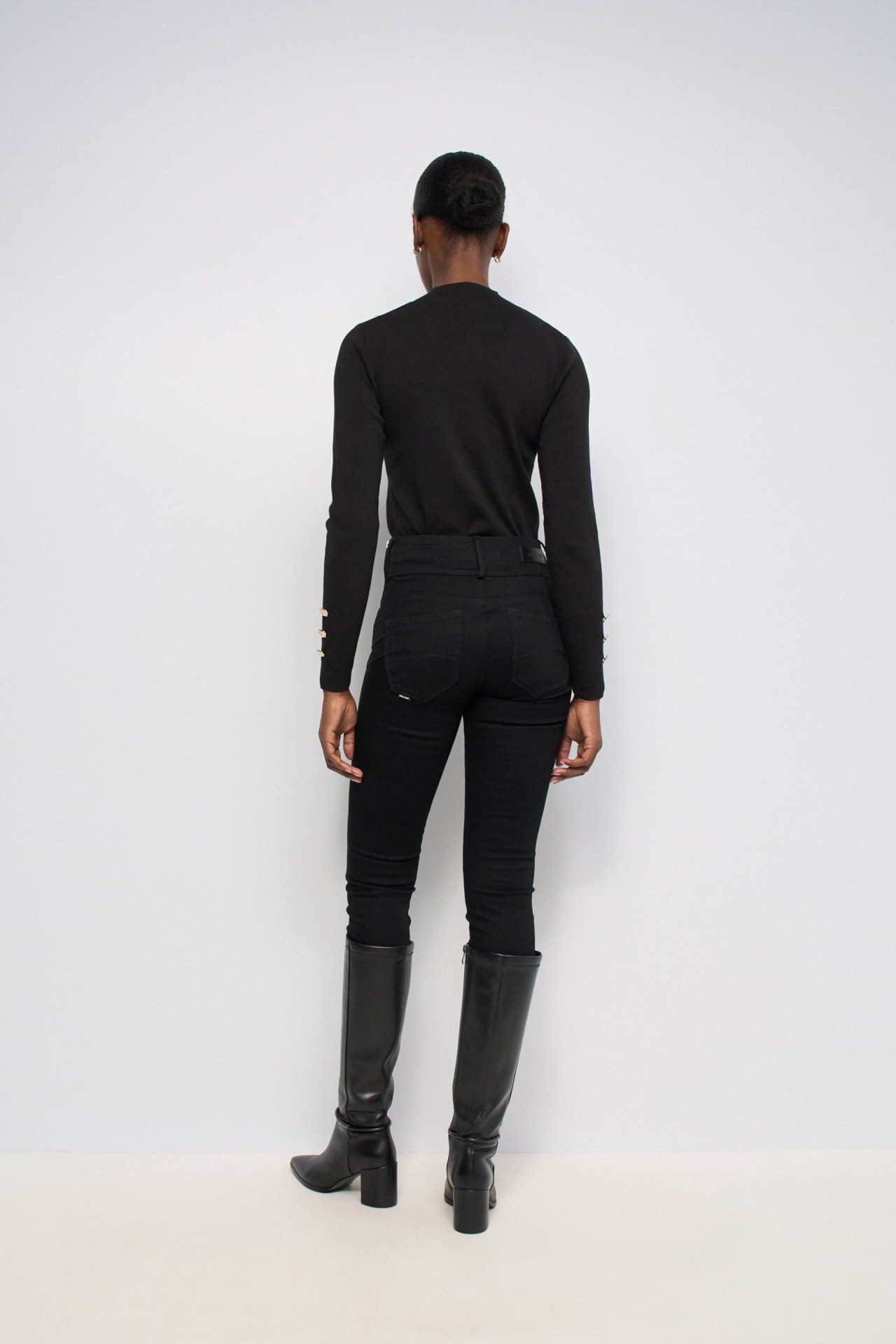 SECRET SILHOUETTE PUSH IN SKINNY