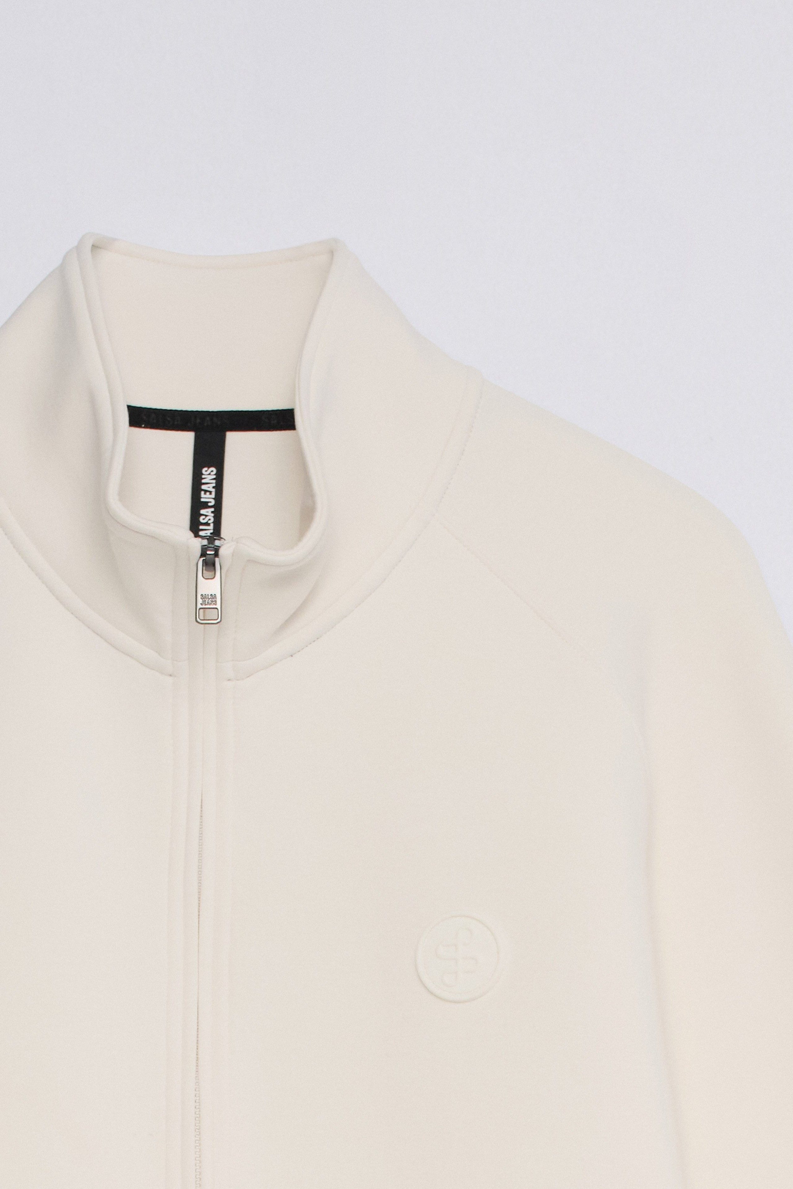 STRICKJACKE MIT BRANDING