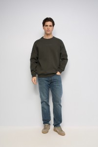 BRANDED SWEATSHIRT