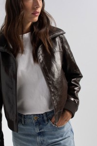 JACKE IN LEDEROPTIK