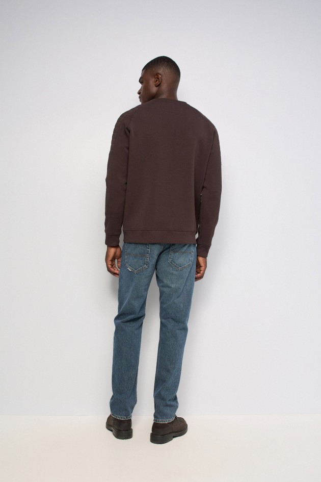 BRANDED SWEATSHIRT