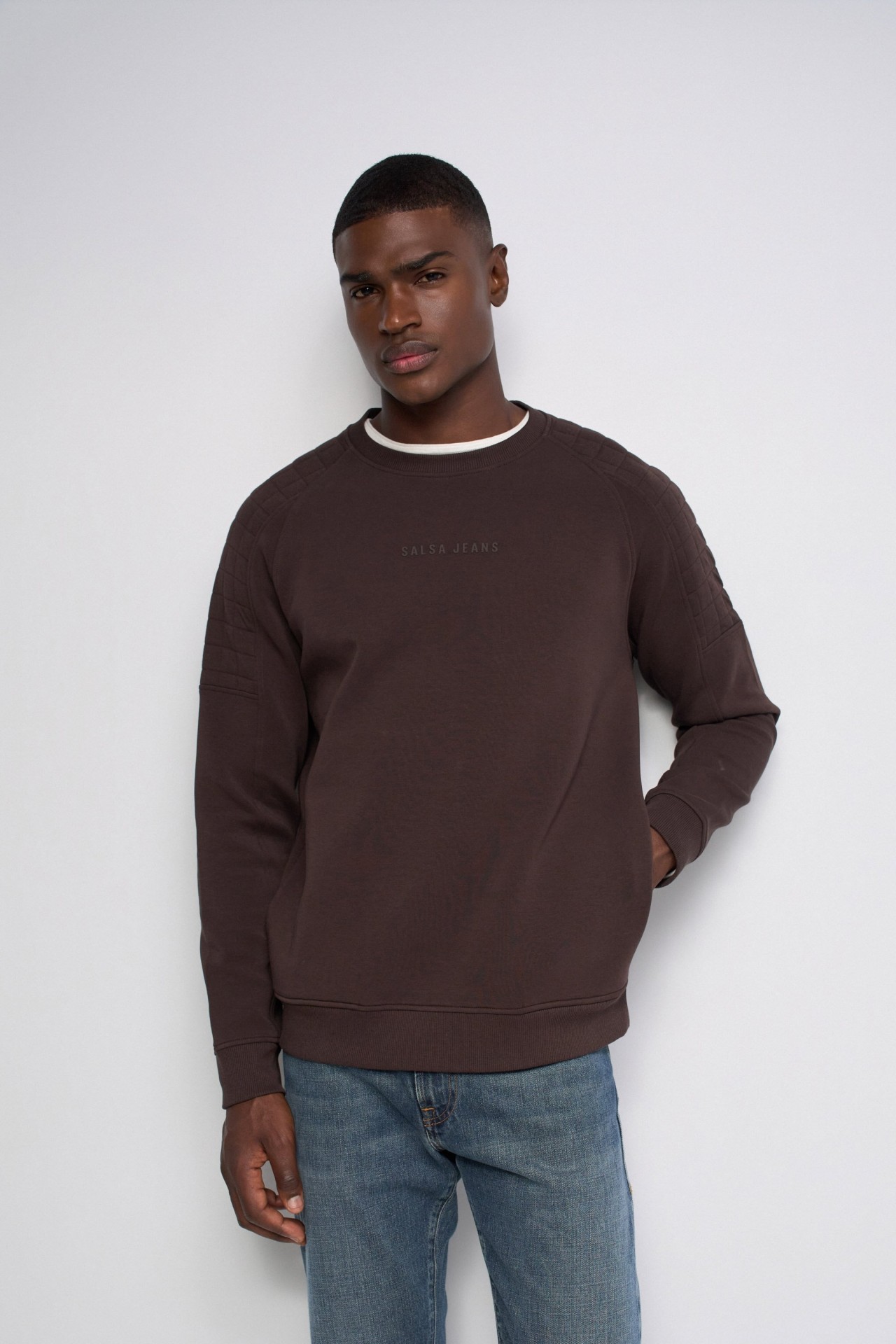 BRANDED SWEATSHIRT