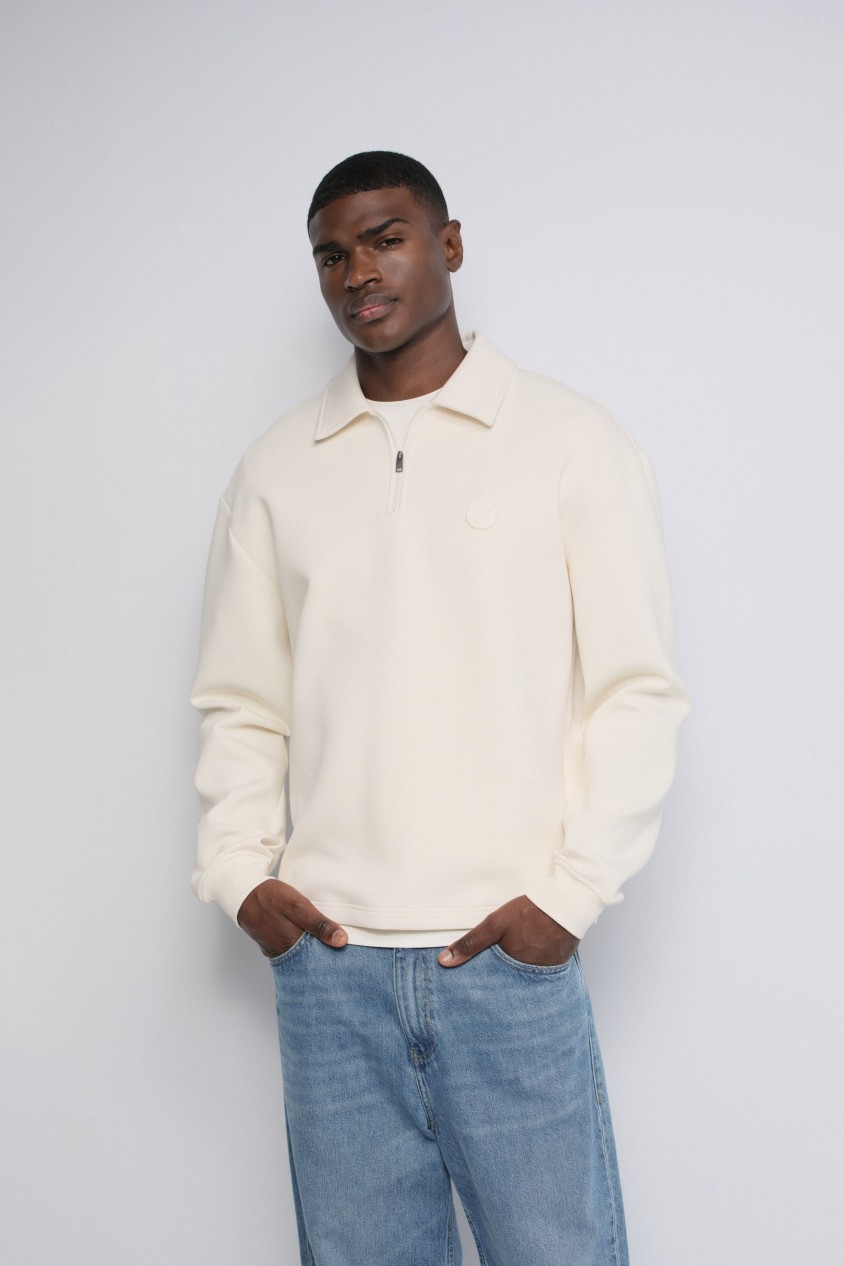 HALF-ZIP KNITTED SWEATSHIRT