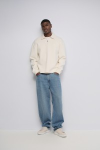 HALF-ZIP KNITTED SWEATSHIRT
