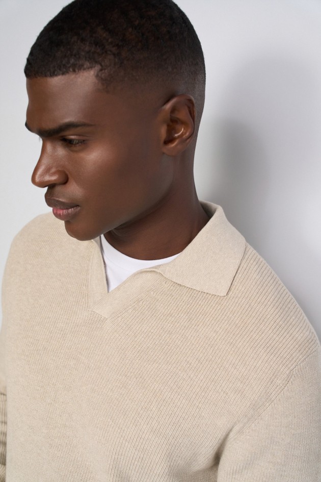 TEXTURED LONG-SLEEVE POLO