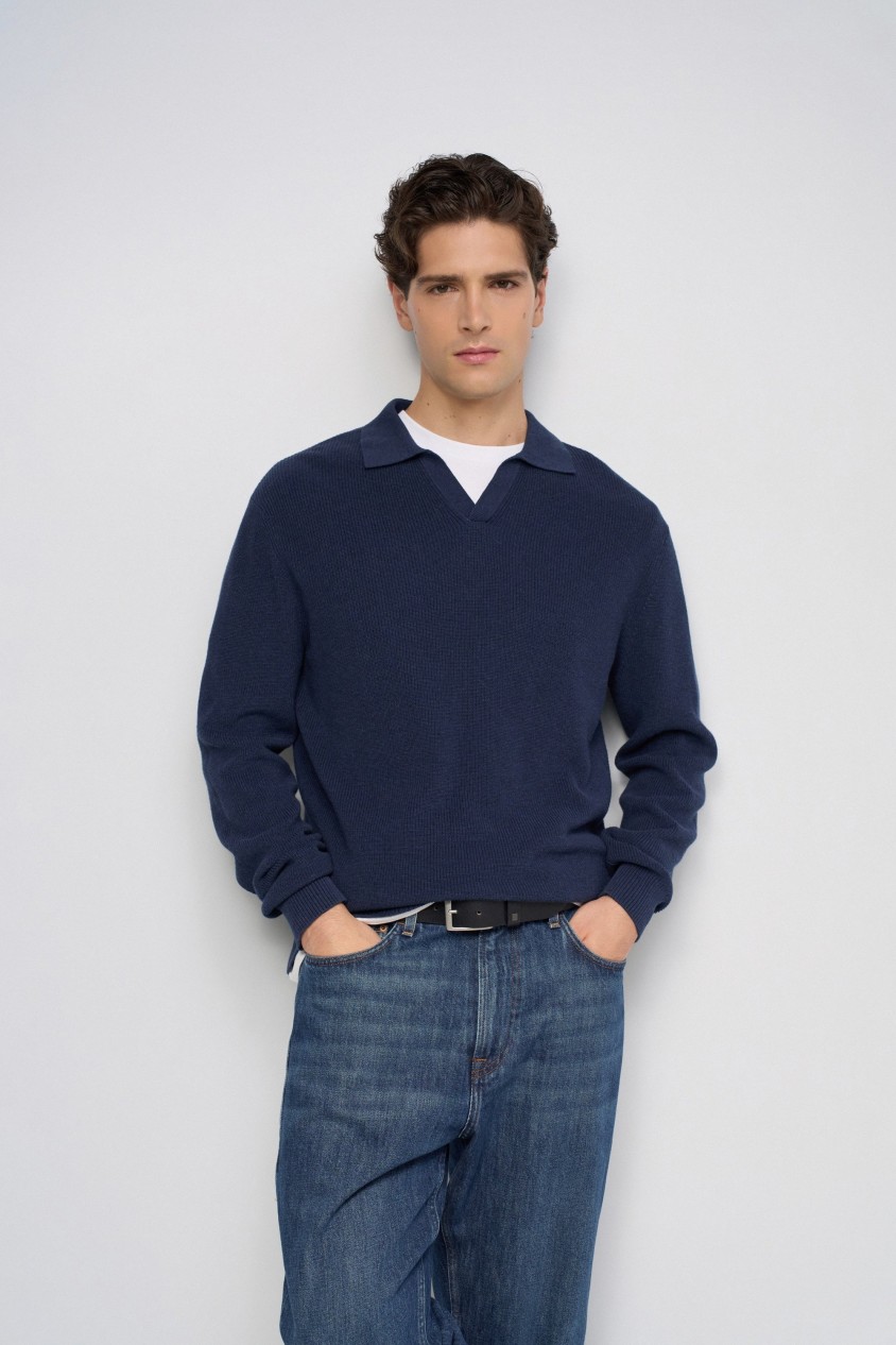 TEXTURED LONG-SLEEVE POLO