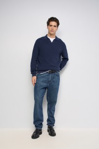TEXTURED LONG-SLEEVE POLO