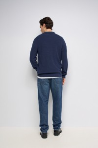 TEXTURED LONG-SLEEVE POLO