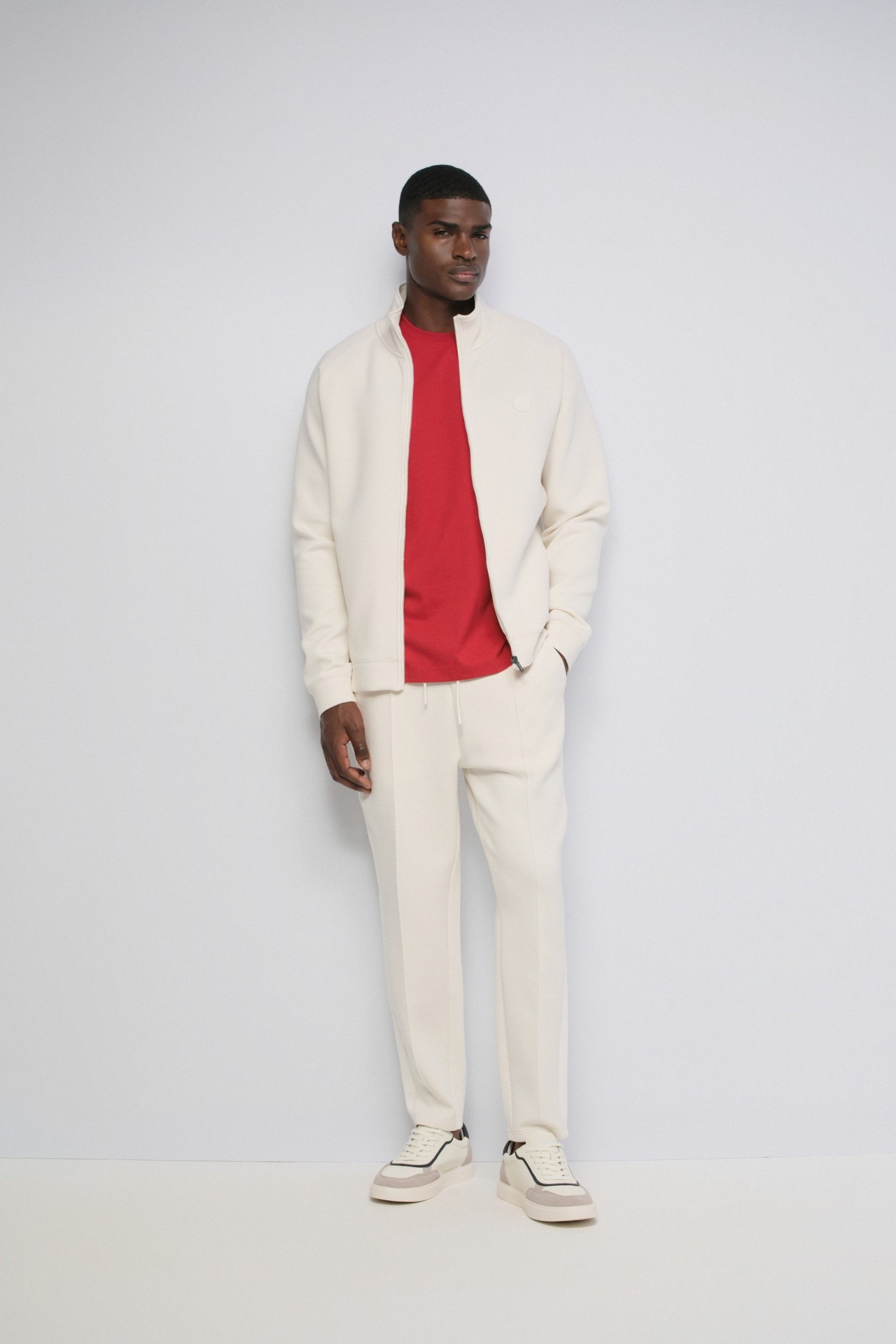 CAL�AS JOGGERS EM MALHA