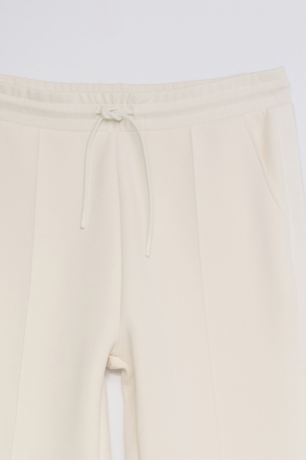 CAL�AS JOGGERS EM MALHA
