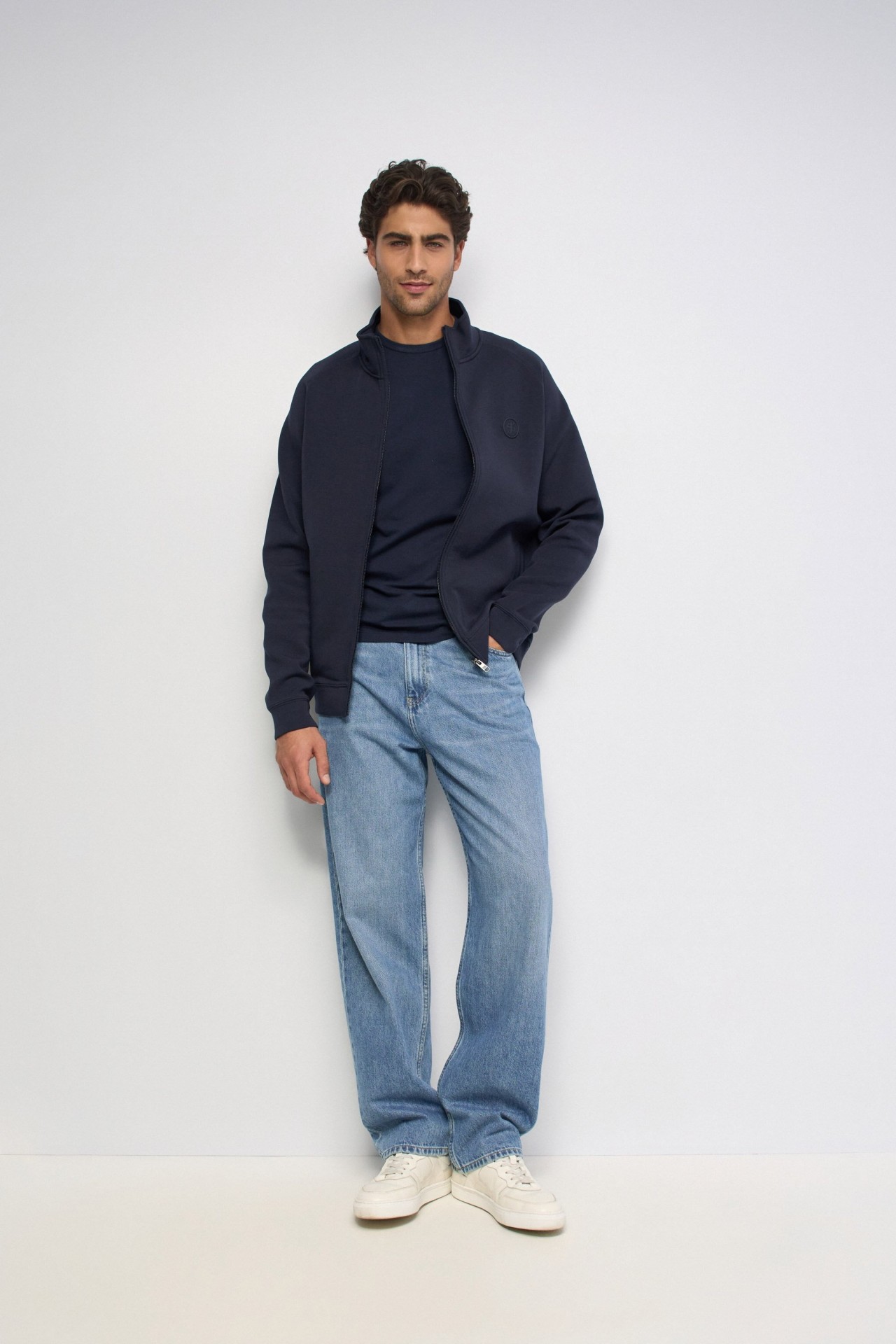 BRANDED KNITTED JACKET