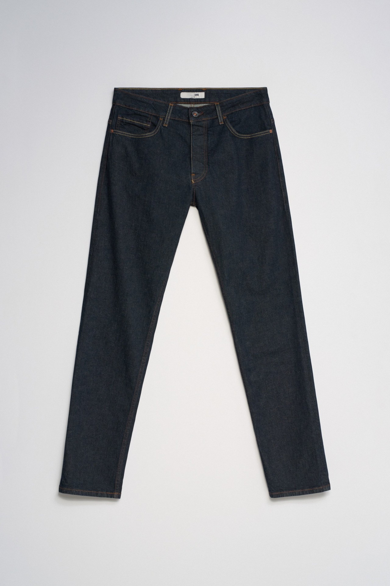 REGULAR FIT JEANS