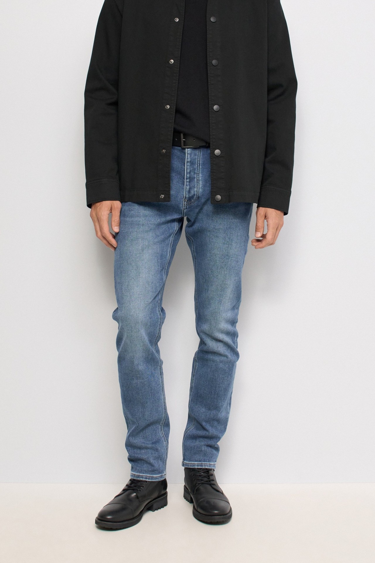PRODUCT 18045