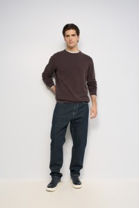 STRUKTURIERTER STRICKPULLOVER