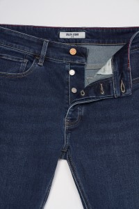 SLIM FIT JEANS