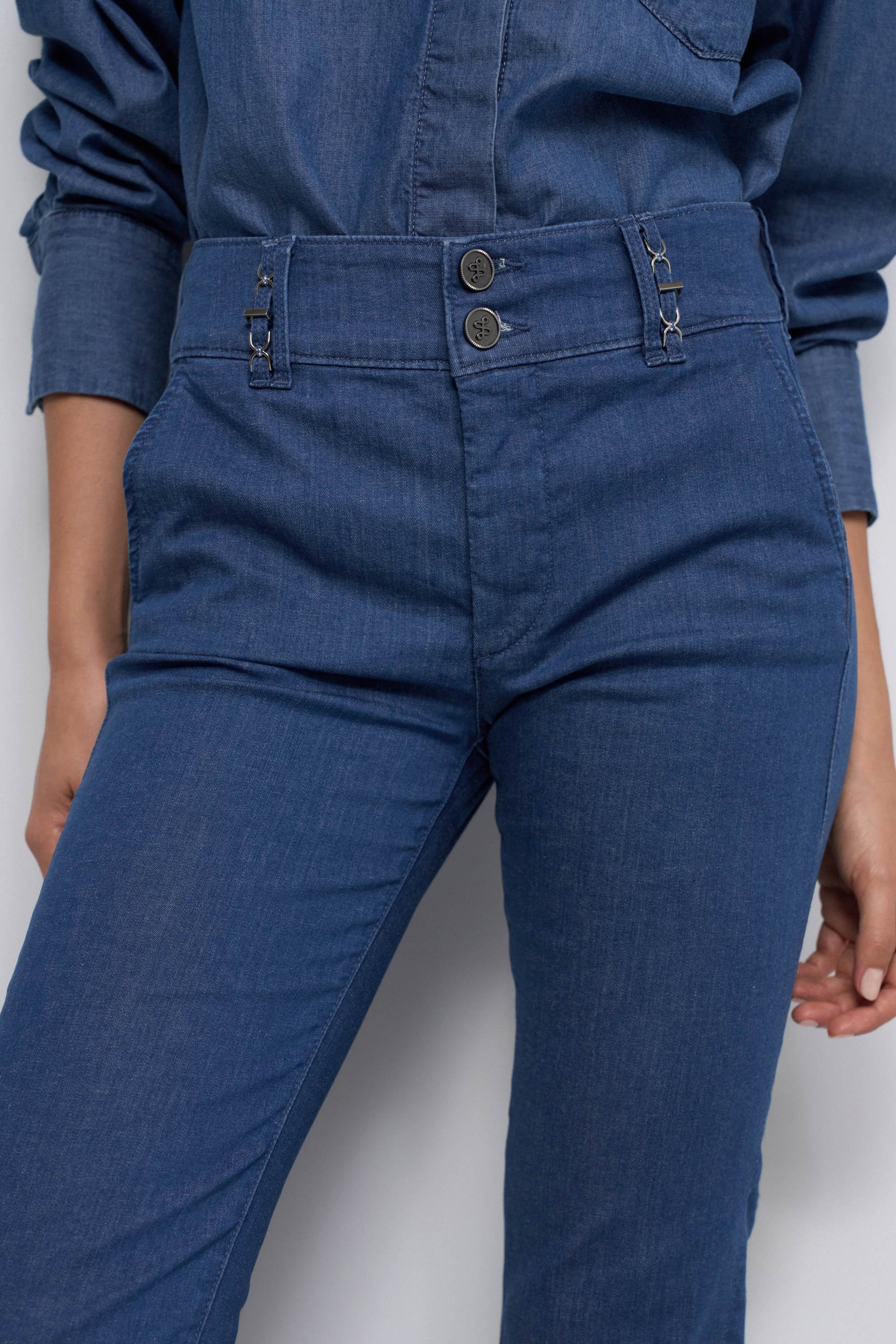 SECRET CHINO PUSH IN FLARE