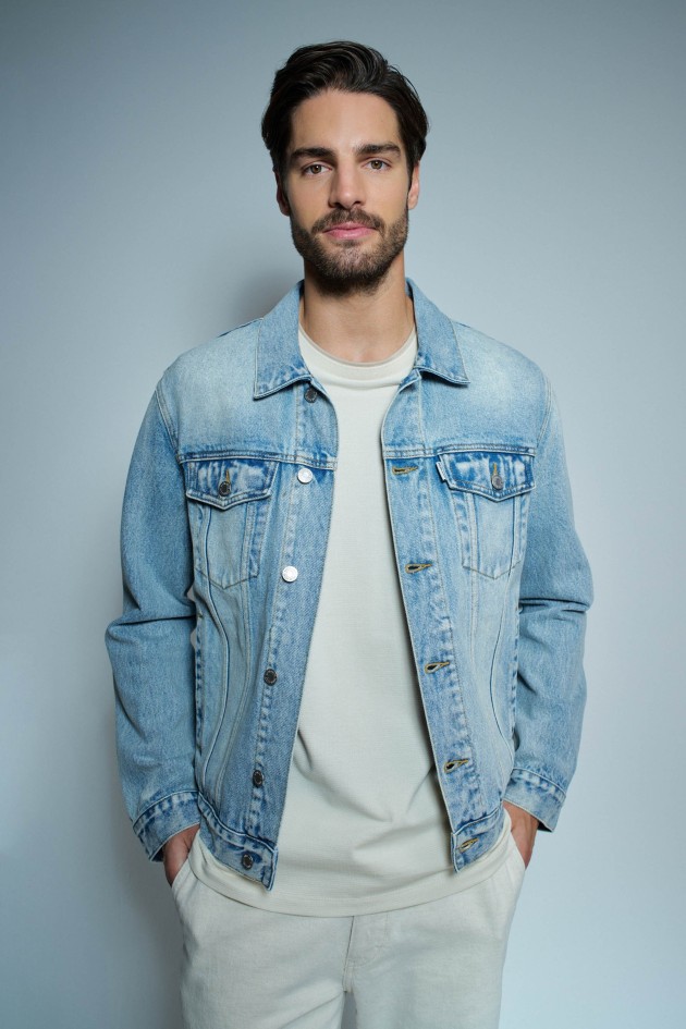 VESTE EN JEAN