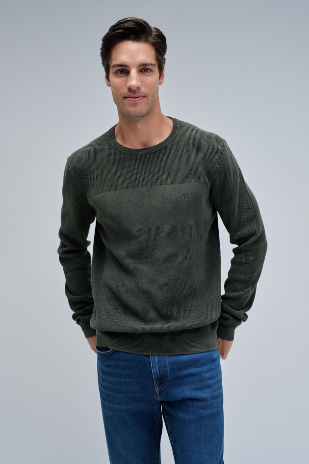 KNITTED SWEATER WITH TEXTURE