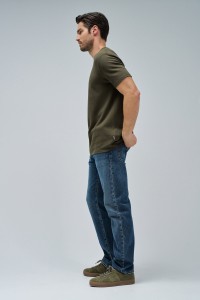 T-SHIRT MIT STRUKTUR T-SHIRT MIT STRUKTUR
