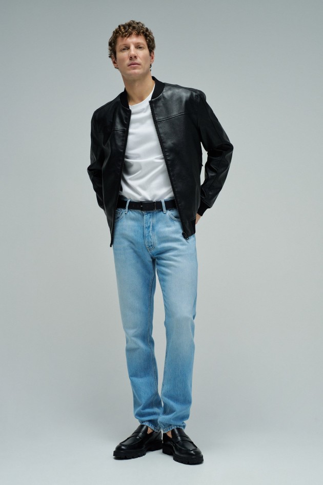REGULAR FIT AIR BLEND JEANS