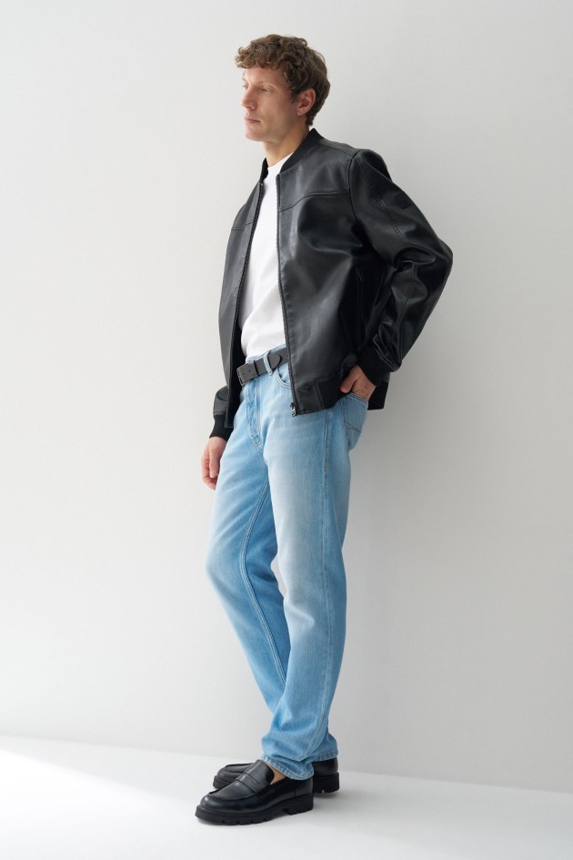 REGULAR FIT AIR BLEND JEANS