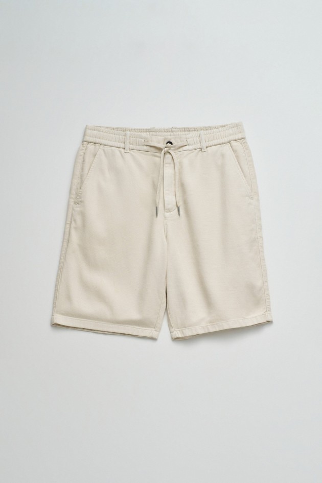JOGGER-SHORTS AUS LEICHTEM DENIM