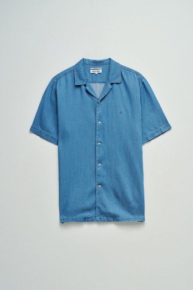 CAMISA EM DENIM LEVE
