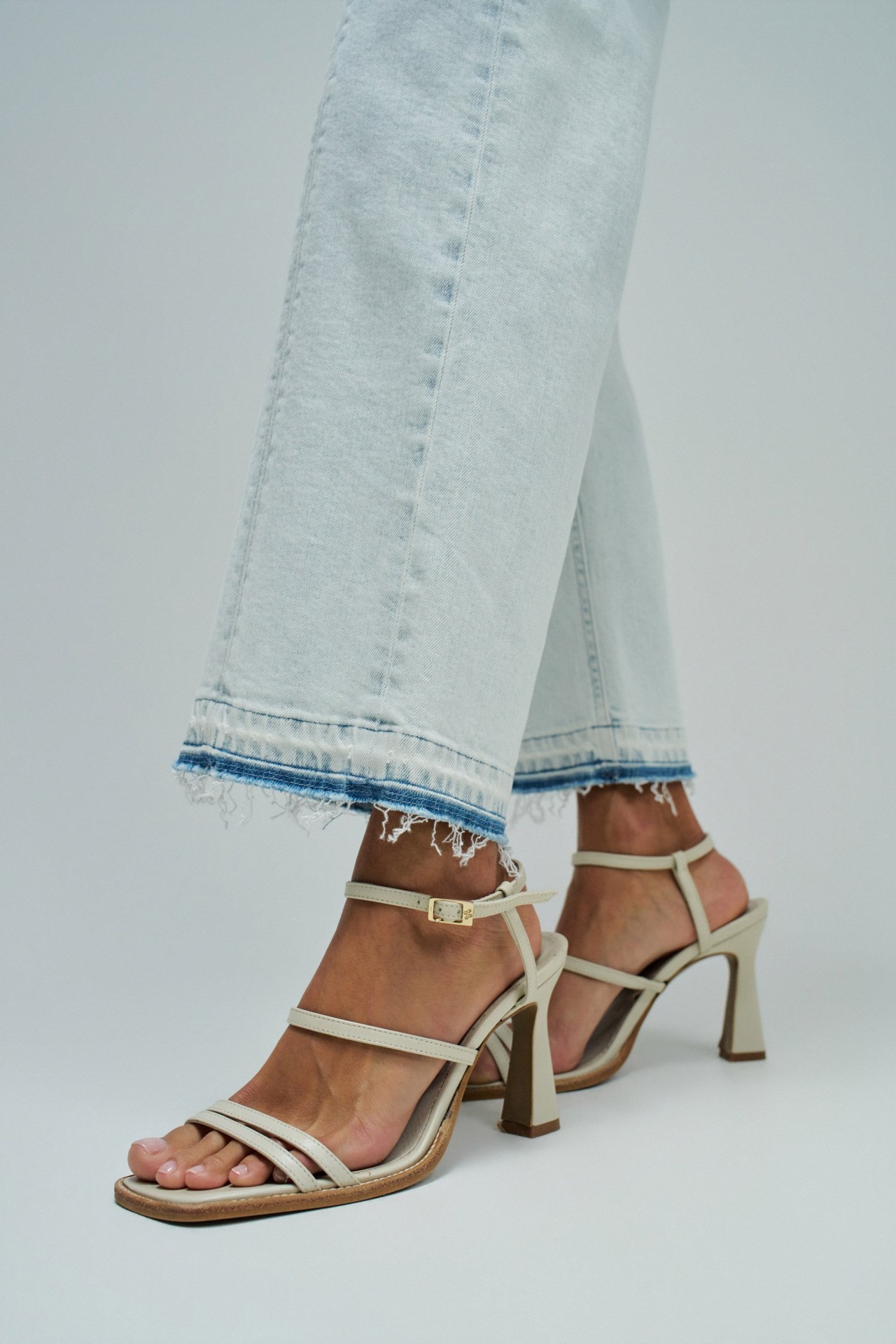 VAQUEROS FAITH PUSH IN CROPPED STRAIGHT