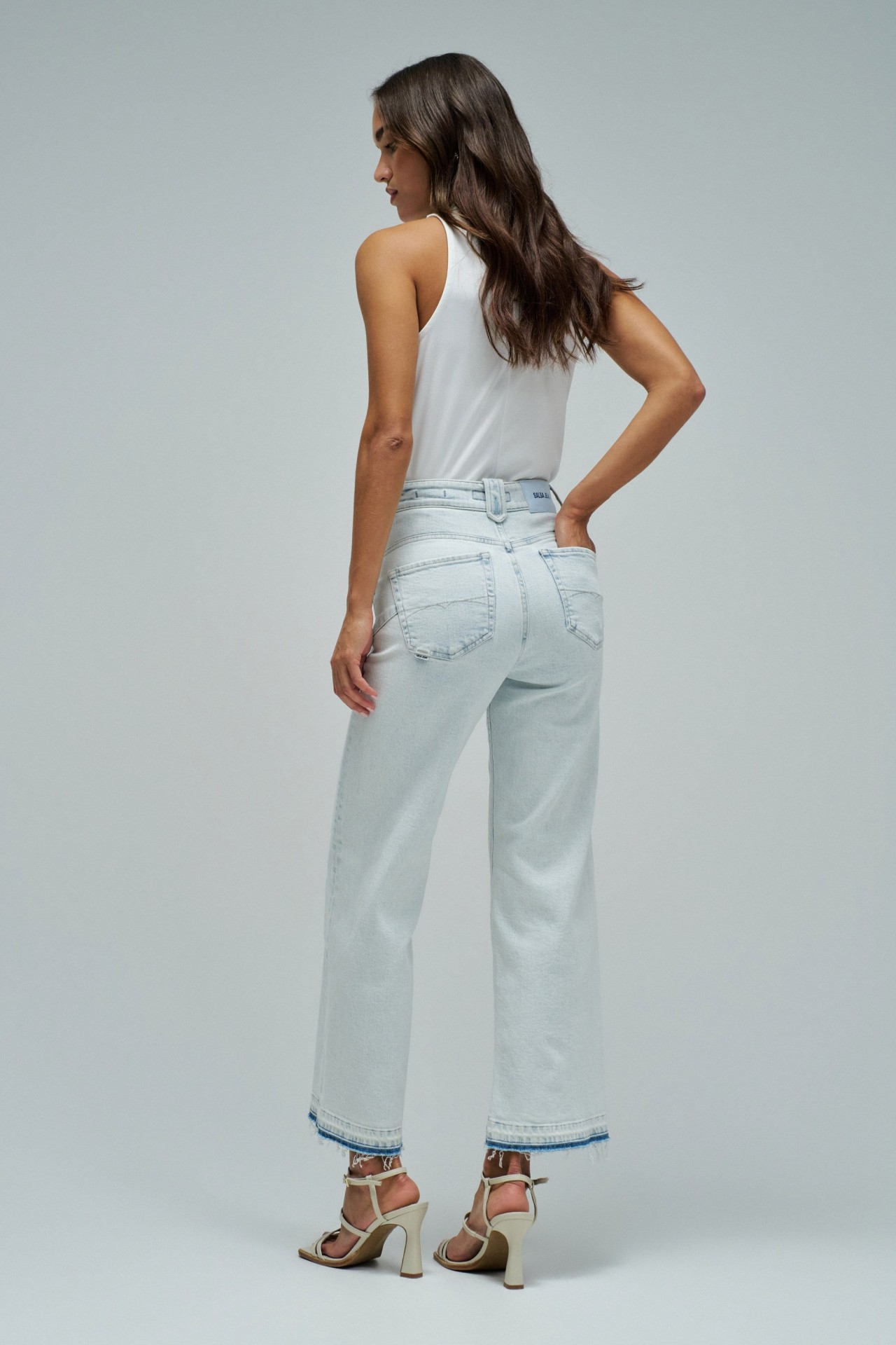 VAQUEROS FAITH PUSH IN CROPPED STRAIGHT