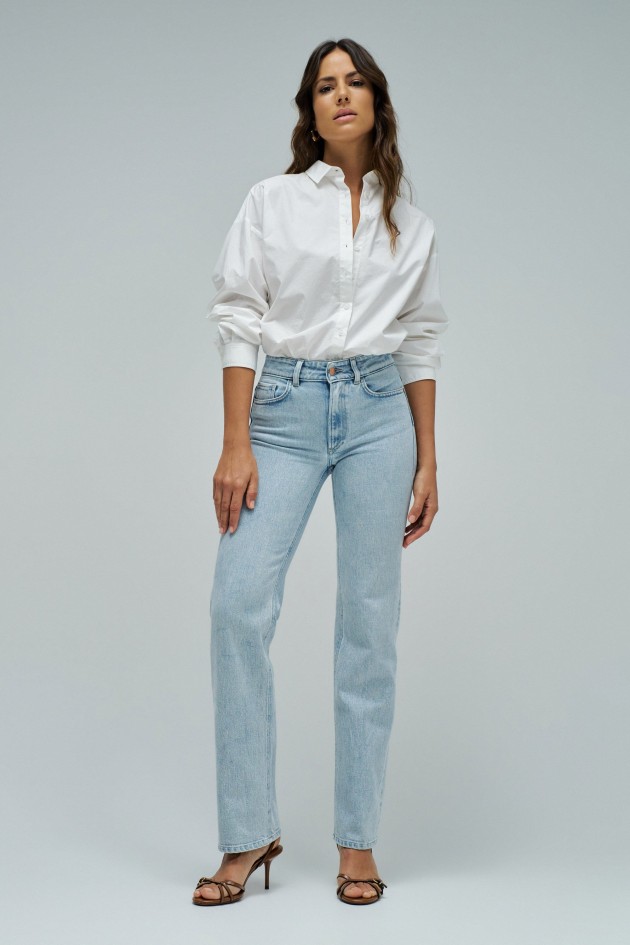 DESTINY PUSH UP STRAIGHT JEANS