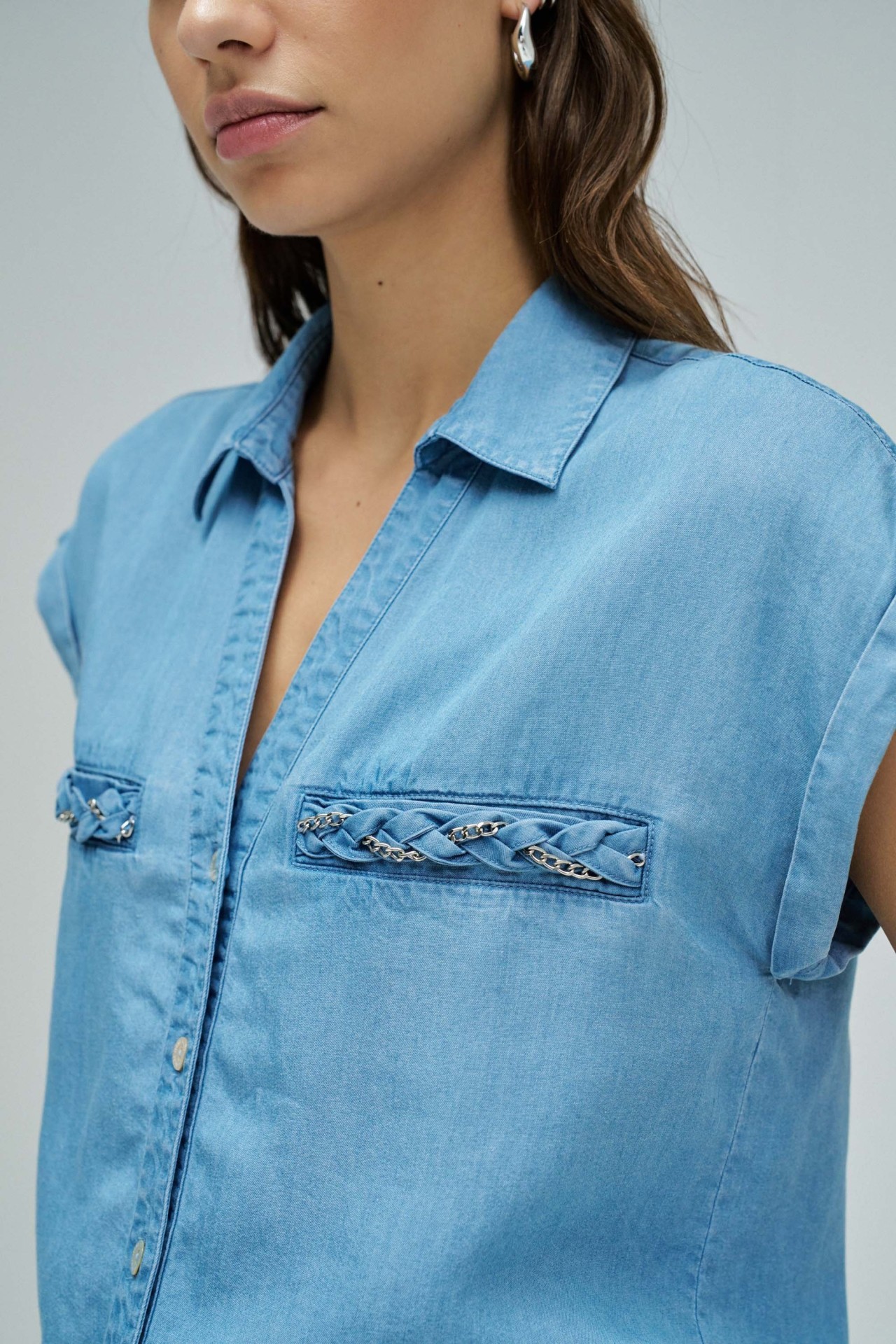 CAMISA EM LIGHTDENIM
